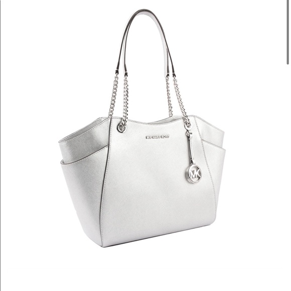 Michael Kors Jet Set Travel Silver Tote - Picture 2 of 8